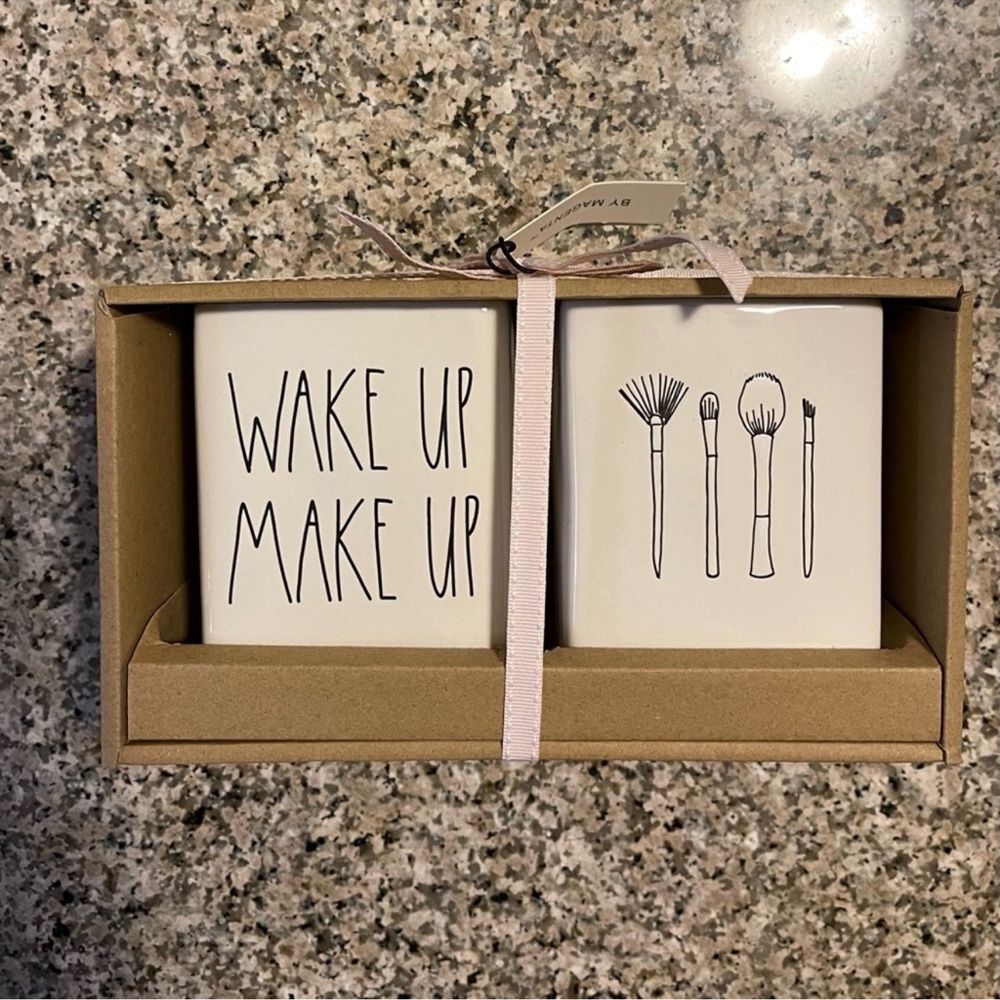 Rae Dunn Makeup Brush Holder Set - White